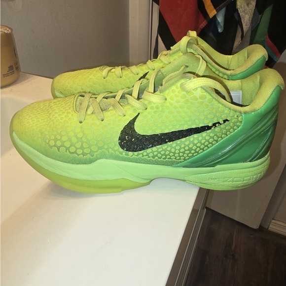 Nike Kobe 6 Protro Low Grinch Men's Size CW-